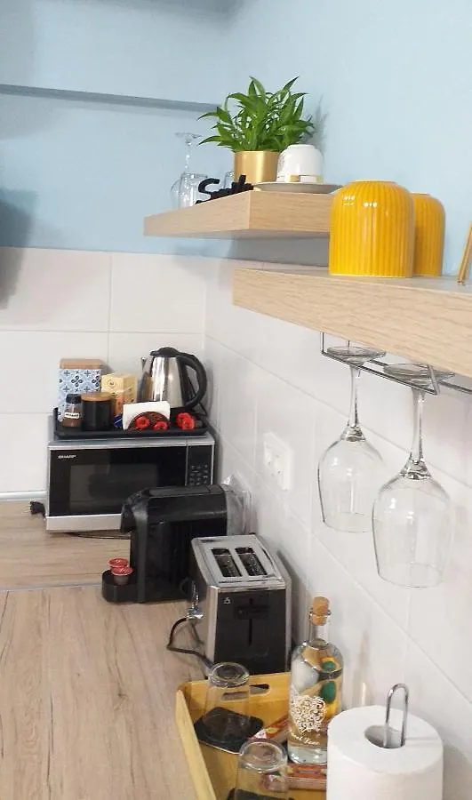 Appartamento Sunshine - New & Quiet 1Br Apt, Business Area, Close To Airport, Highway A3, Subway Bucarest