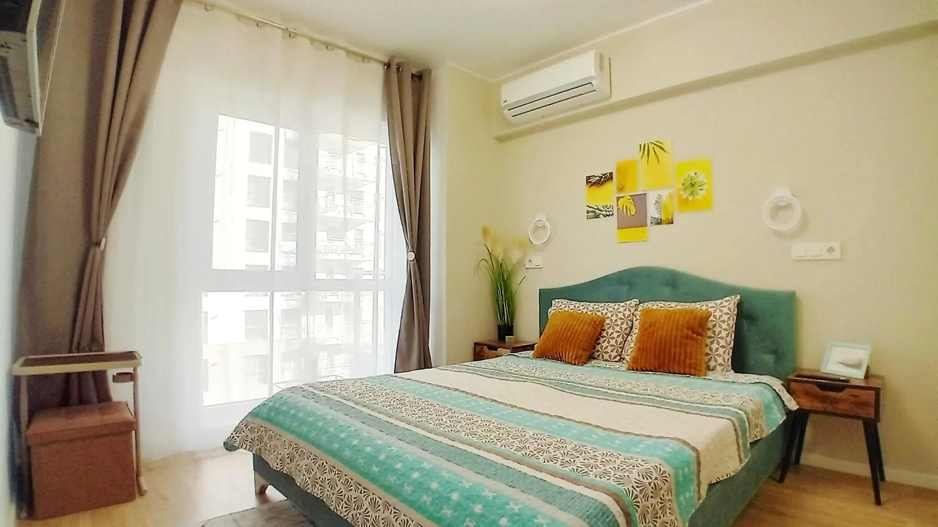 Sunshine - New & Quiet 1Br Apt, Business Area, Close To Airport, Highway A3, Subway Bucarest Romania